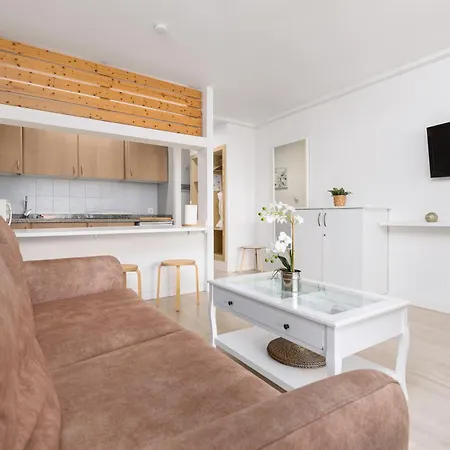 Home2book Tranquil Escape Community Pool *