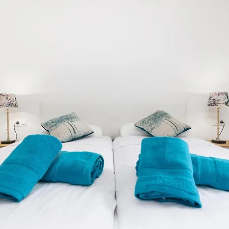 Home2book Tranquil Escape Community Pool *