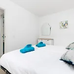 Home2book Tranquil Escape Community Pool