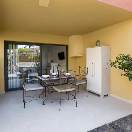 Home2book Tranquil Escape Community Pool *