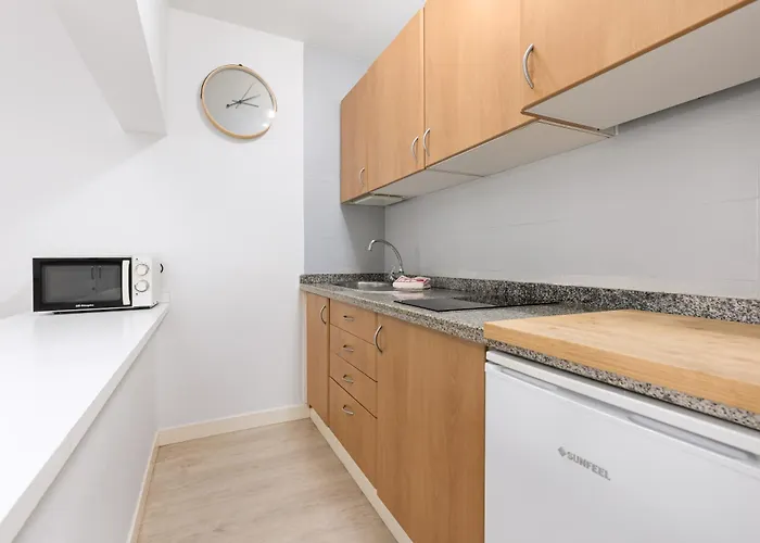 Home2book Tranquil Escape Community Pool *